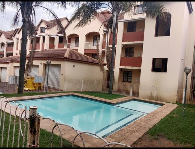 2 BEDROOM APARTMENT FOR SALE IN FERNDALE